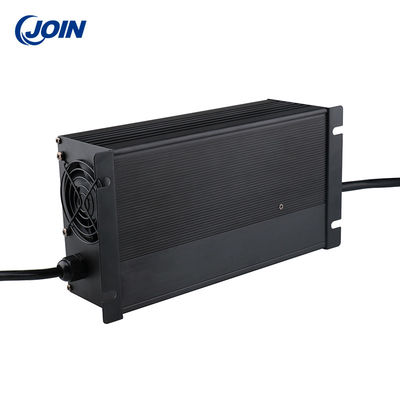 Pengisi Daya Baterai Golf Buggies Listrik Tahan Air Output 48V 25A