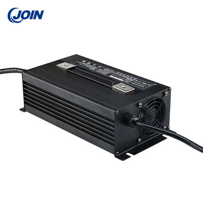 Pengisi Daya Baterai Golf Buggies Listrik Tahan Air Output 48V 25A
